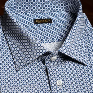 Camicia Bianca e Blu Fantasia